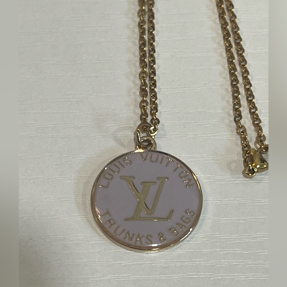 Gold and Pink Pendant Necklace - Picture 4 of 7
